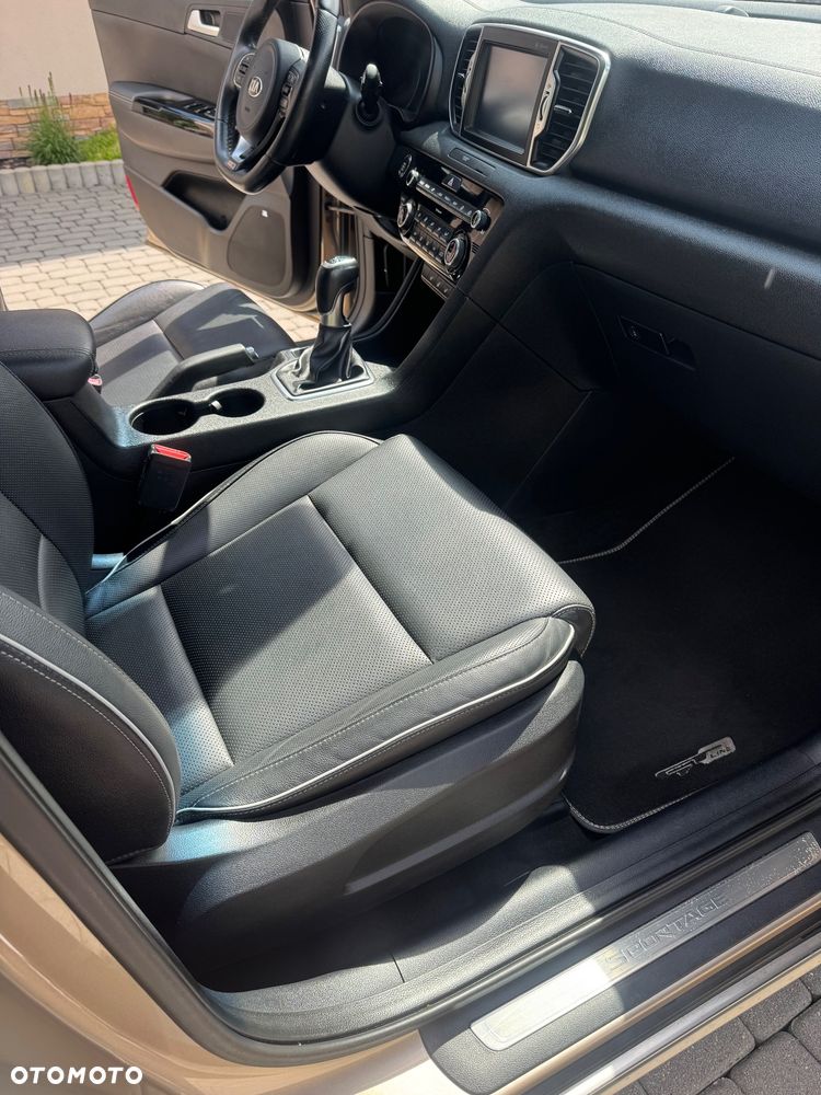 Kia Sportage 1.6 T-GDI AWD GT LINE - 30