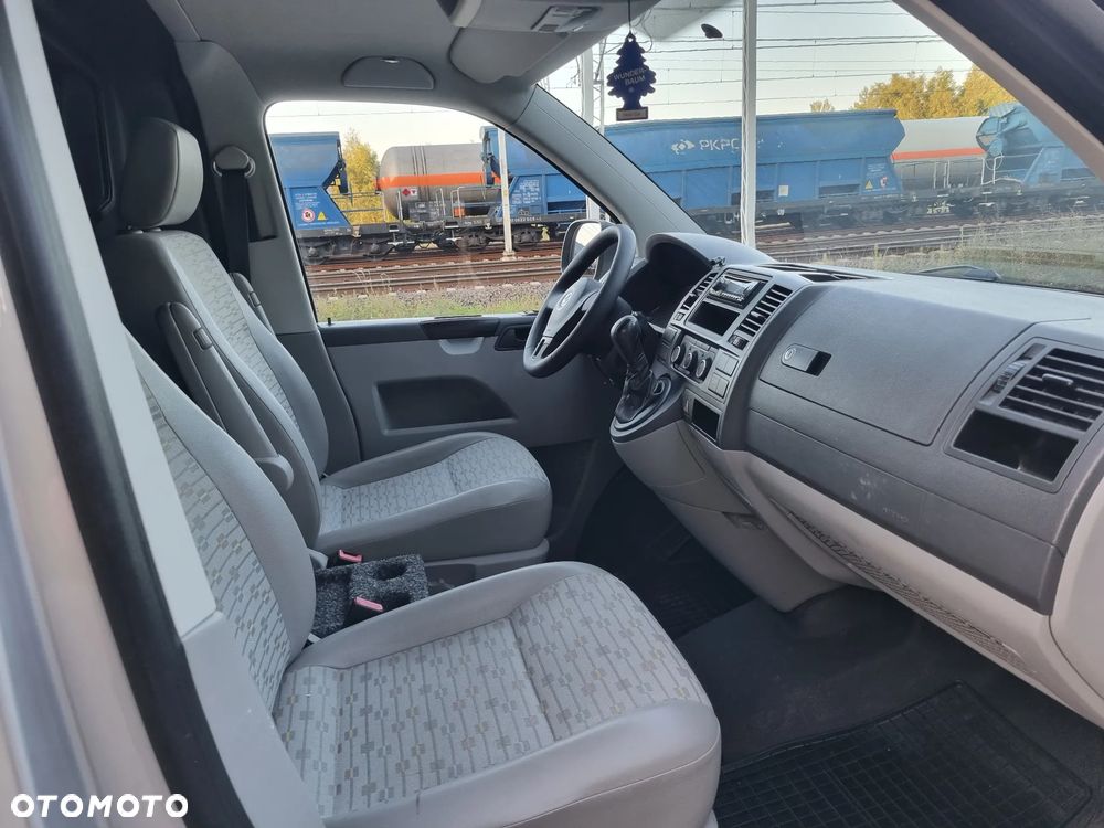 Volkswagen Transporter - 16