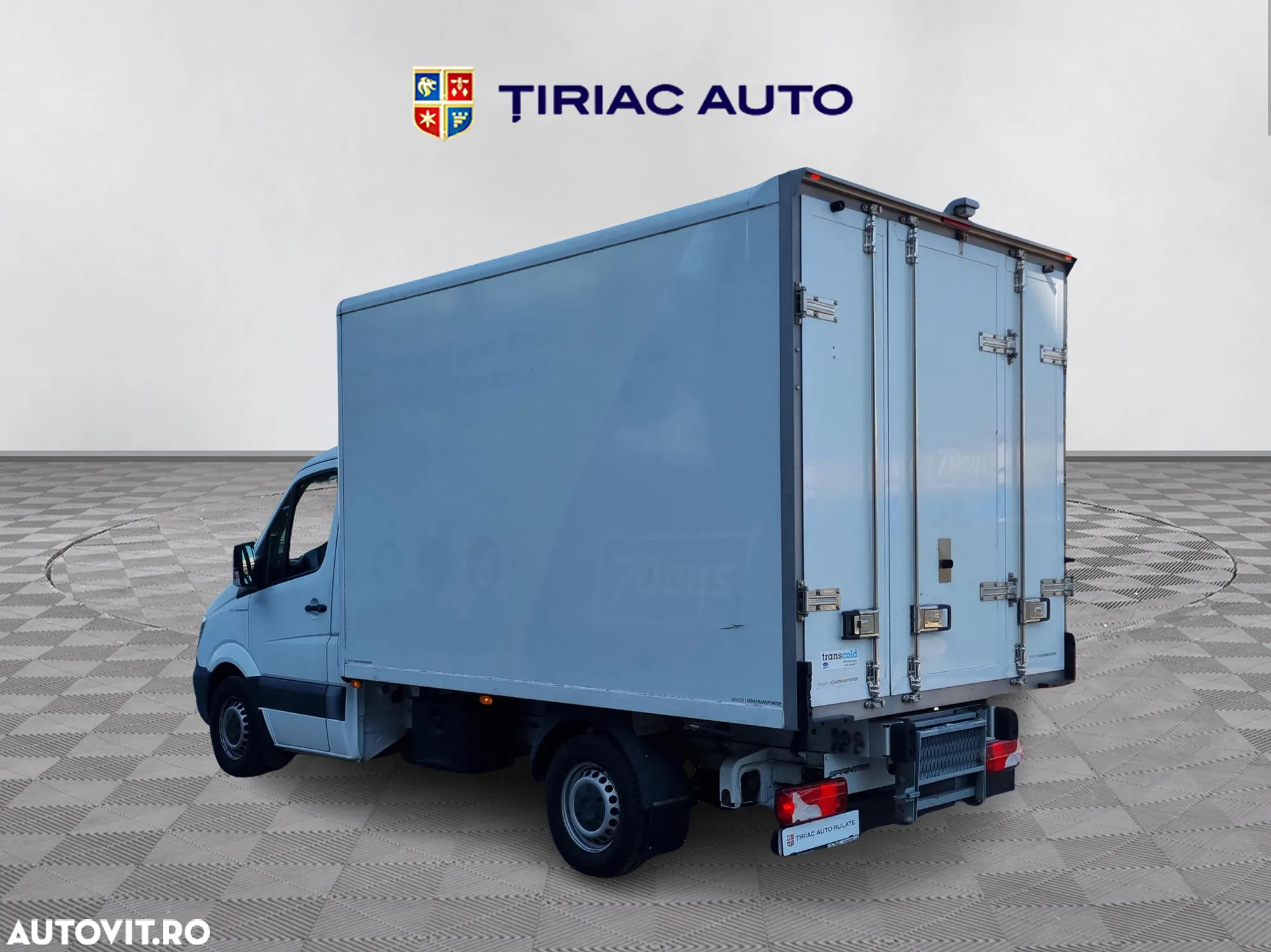 Mercedes-Benz Sprinter - 3