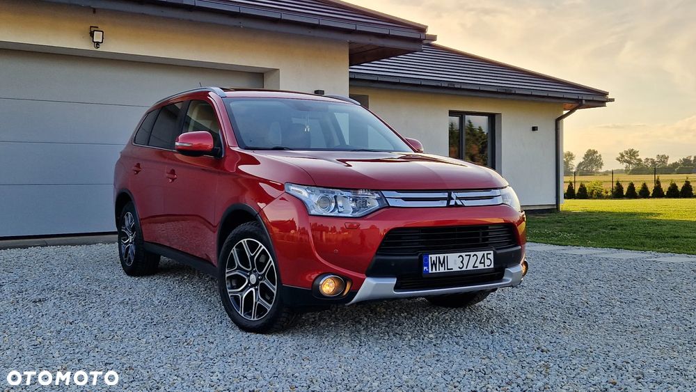 Mitsubishi Outlander 2.2 DID Intense + - 25