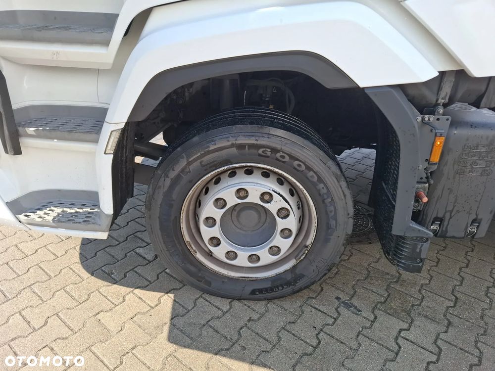 DAF XG 530 FT low deck - 16