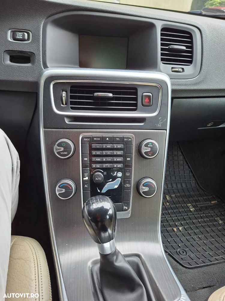 Volvo S60 D3 Start-Stop Basic - 14