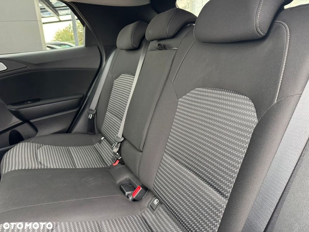 Kia XCeed 1.6 T-GDI M DCT - 18