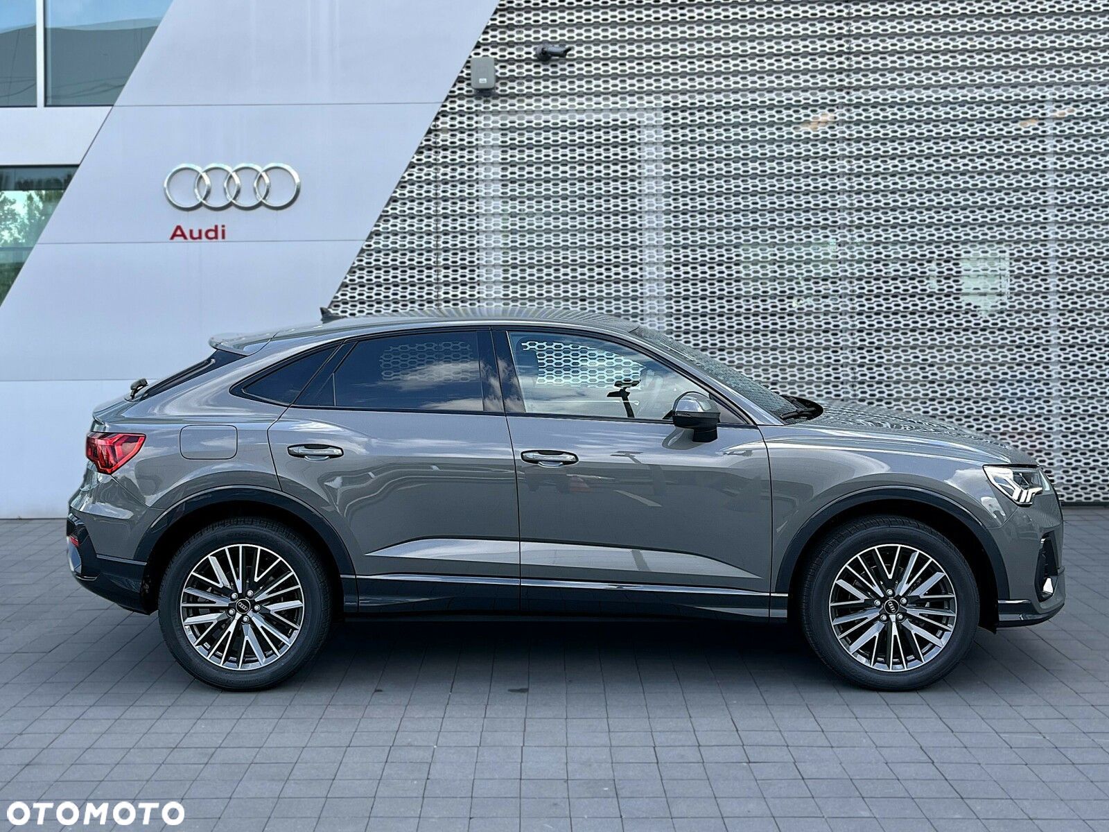 Audi Q3 Sportback - 1