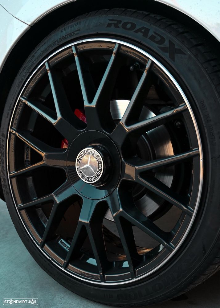 Mercedes-Benz A 250 7G-DCT Advanced AMG Line - 16