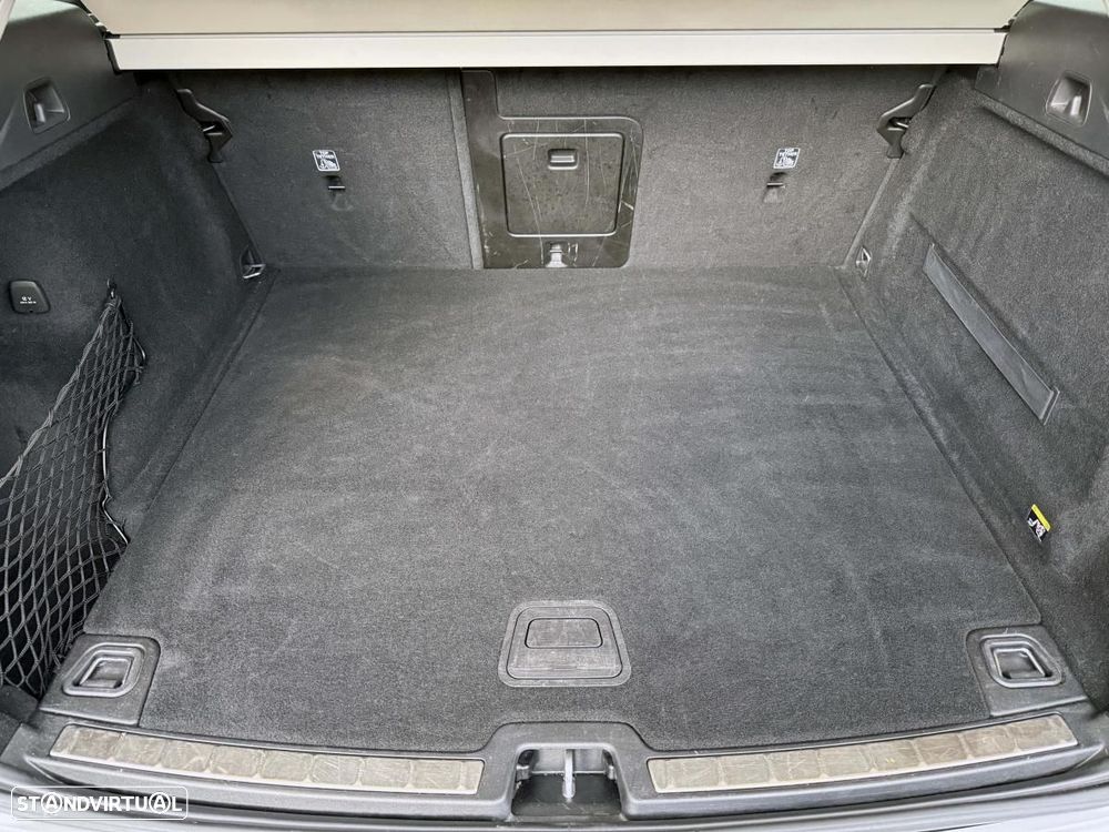 Volvo XC 60 2.0 D4 Momentum Plus Geartronic - 25