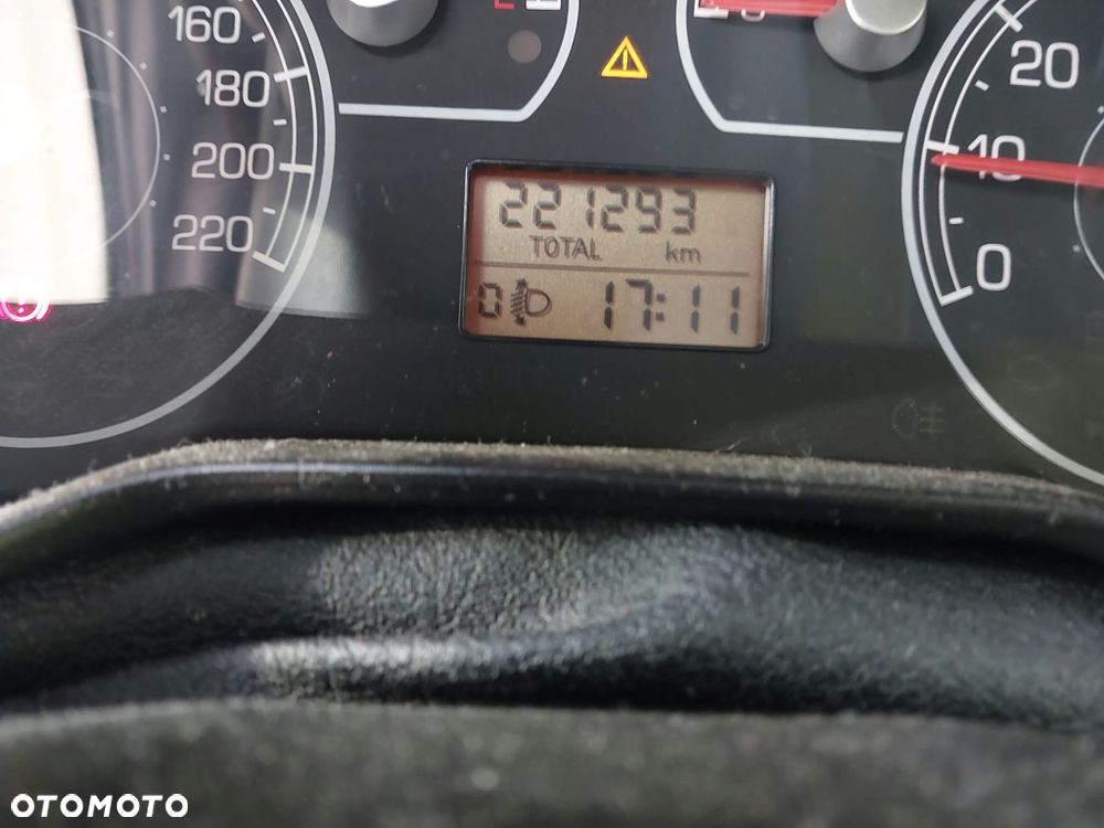 Fiat Grande Punto - 8