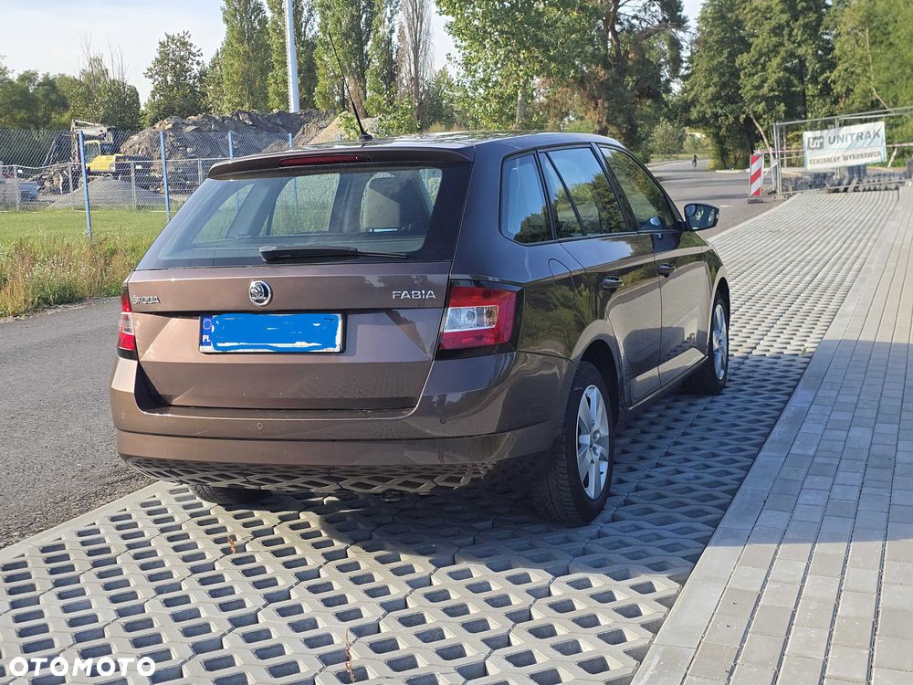 Skoda Fabia - 5