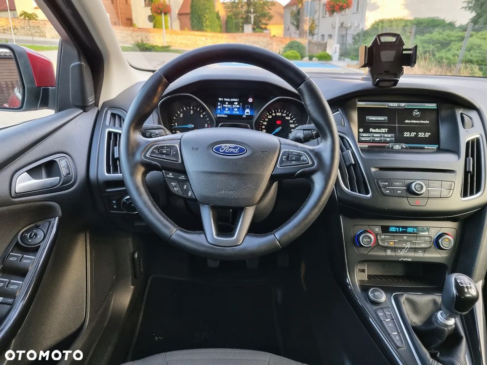 Ford Focus 2.0 TDCi Titanium ASS - 10