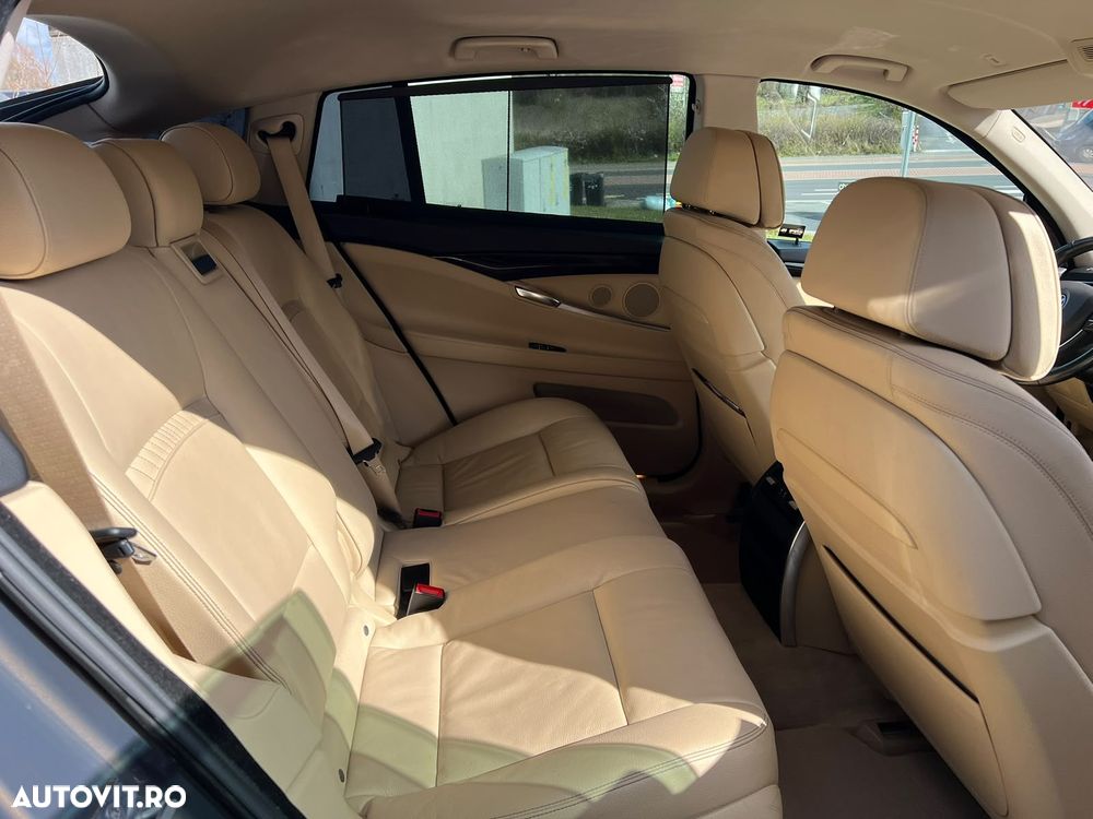 BMW Seria 5 520d - 27