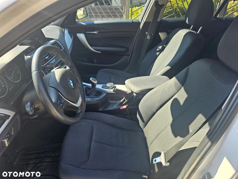 BMW Seria 1 118d - 4