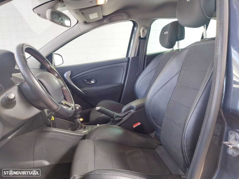Renault Mégane 1.5 dCi Confort SS - 10