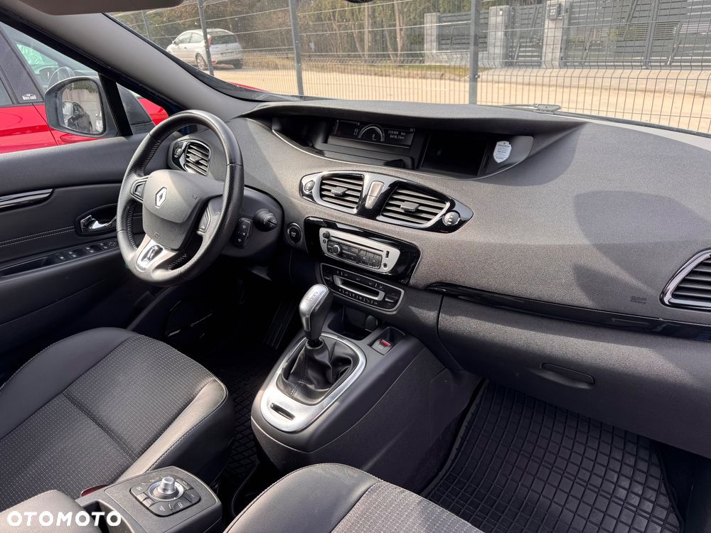 Renault Scenic 1.5 dCi Bose EDC - 19