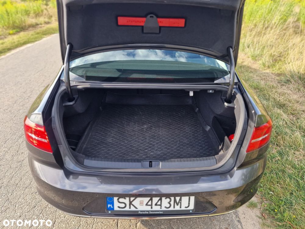 Volkswagen Passat 1.8 TSI BMT Highline - 10