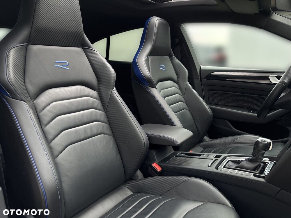 Volkswagen Arteon 2.0 TSI 4Motion R DSG - 33