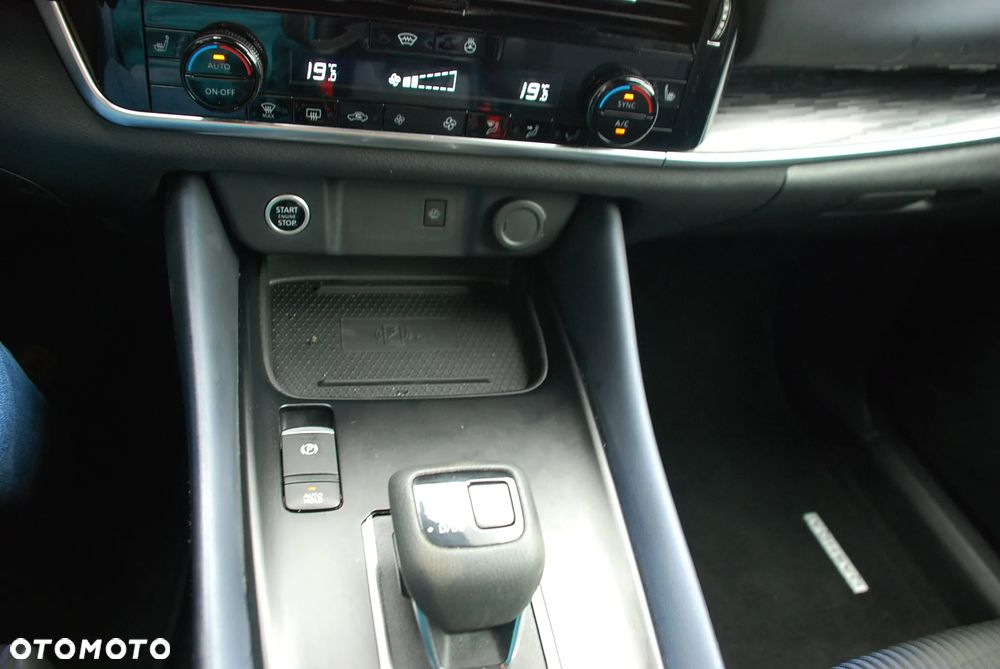 Nissan Qashqai - 23