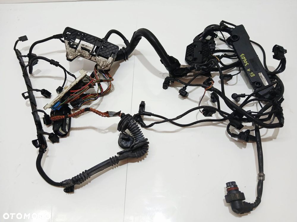 WIĄZKA SILNIKA BMW E60 E61 3.0 D 306D3 AUTOMAT 7802570 - 1