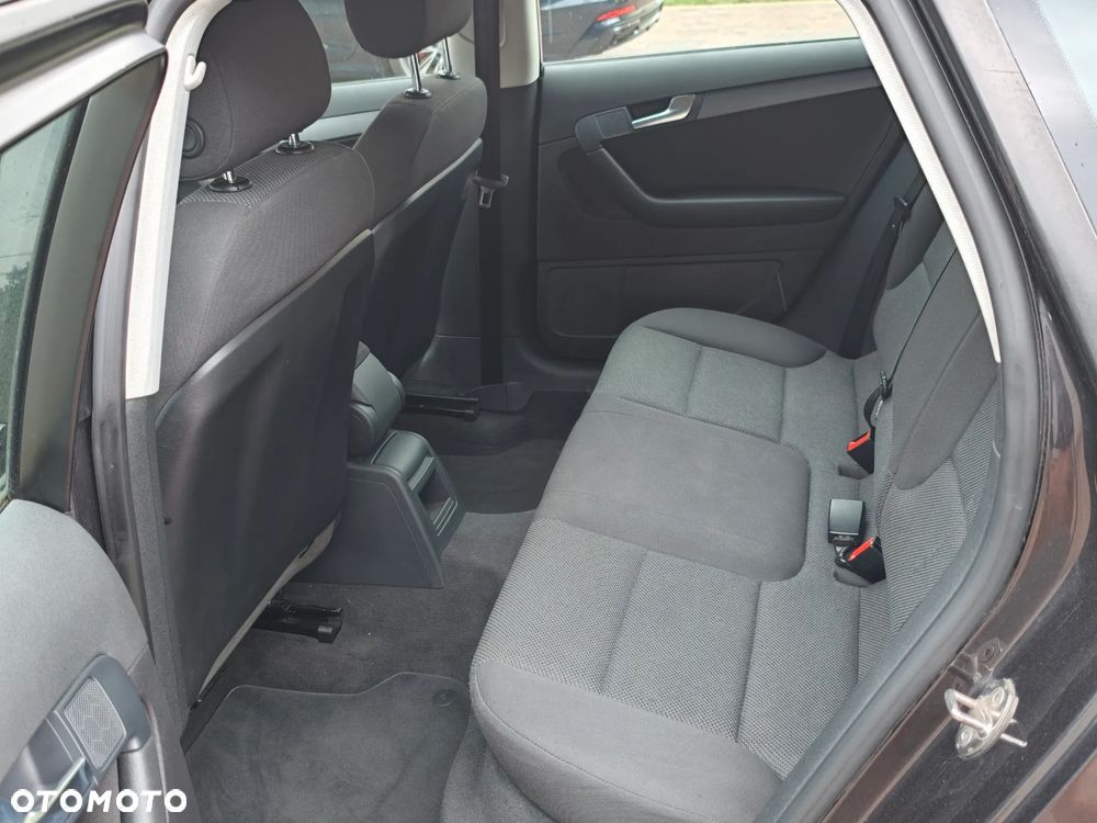 Audi A3 Sportback 1.6 TDI Ambiente - 2