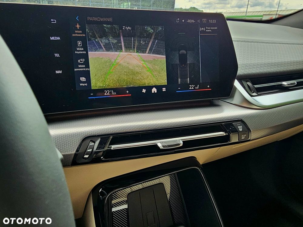 BMW iX2 eDrive20 66.5kWh M Sport - 21