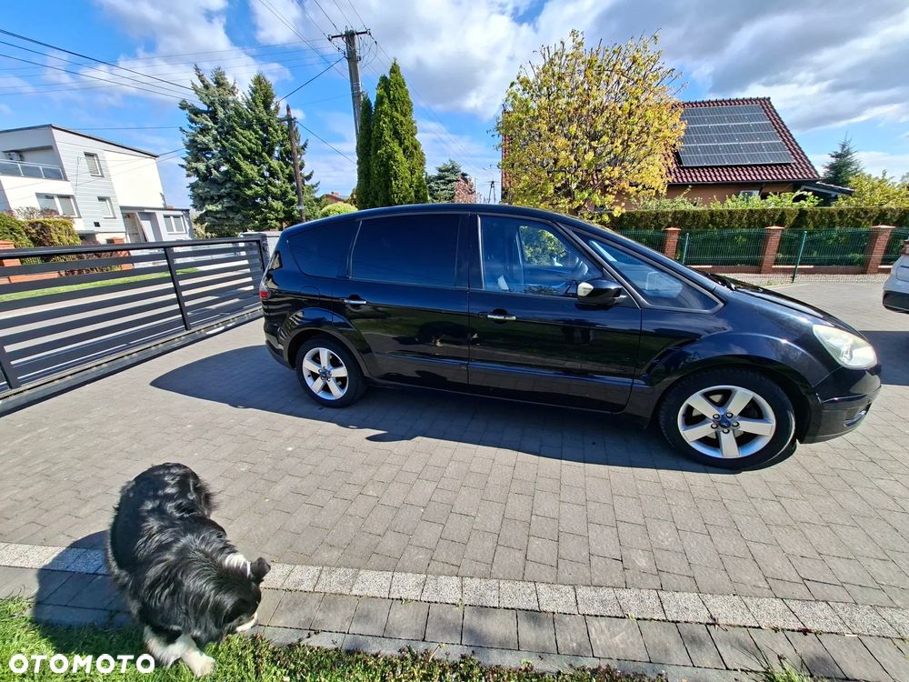 Ford S-Max - 10