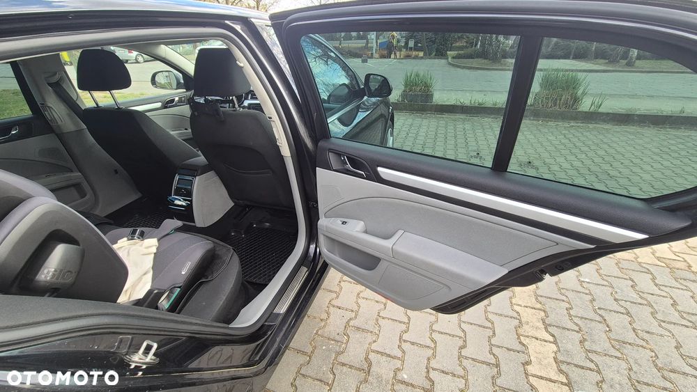 Skoda Superb 2.0 TDI Ambition - 14