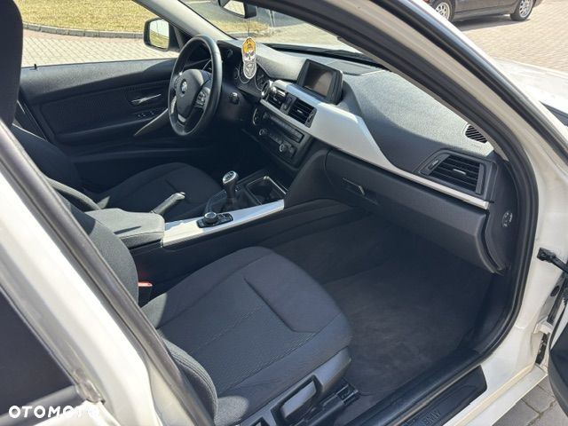 BMW Seria 3 - 3