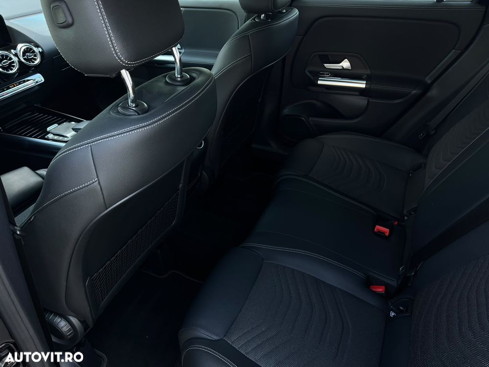 Mercedes-Benz GLA 250 e - 16