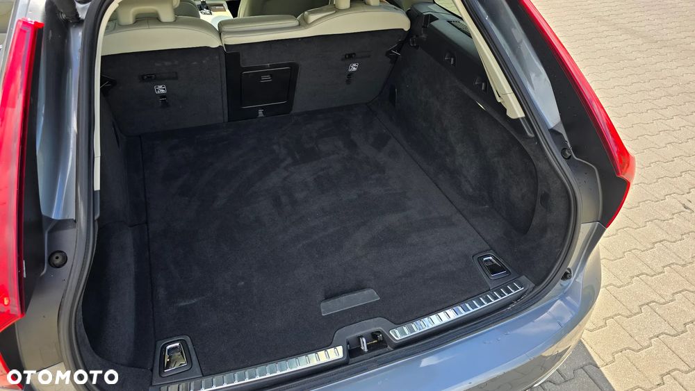 Volvo V90 D4 Geartronic Inscription - 19