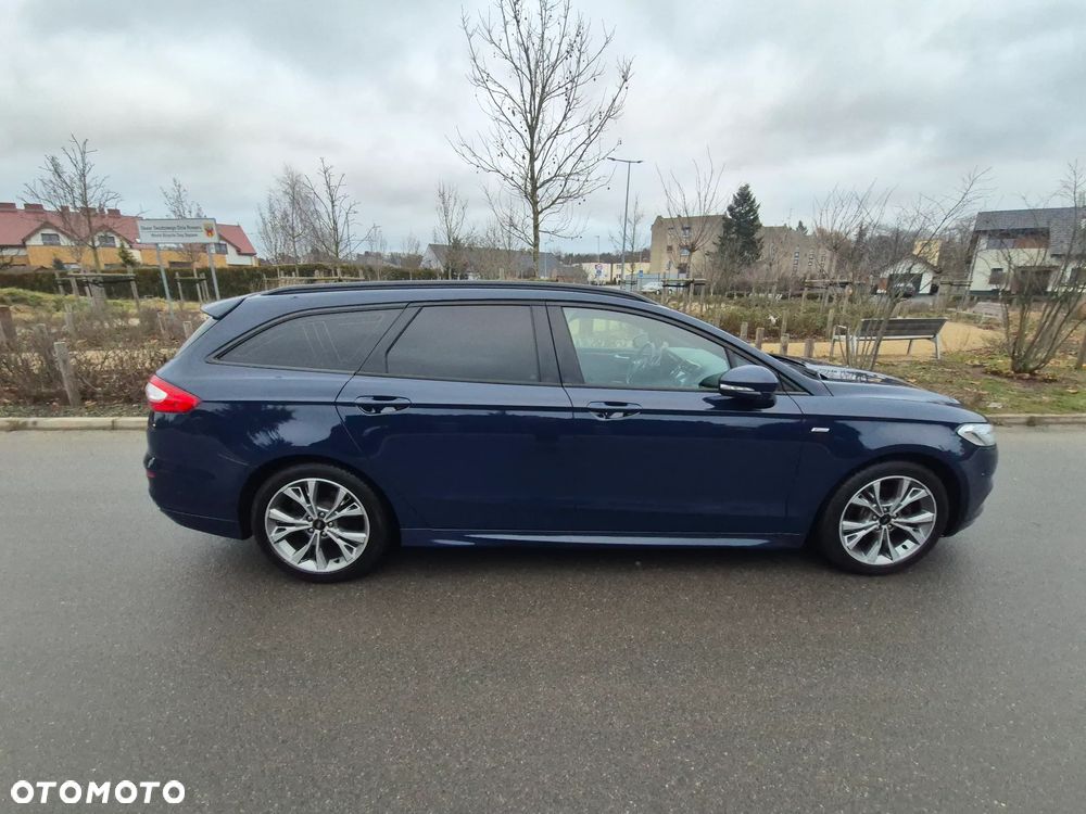 Ford Mondeo 2.0 EcoBoost STart-Stopp Autom ST-Line - 19