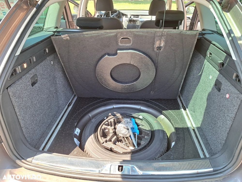 Skoda Superb 2.0 TDI Elegance - 31