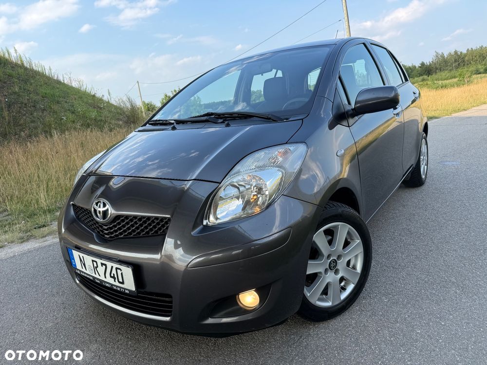 Toyota Yaris 1.33 2010 - 1