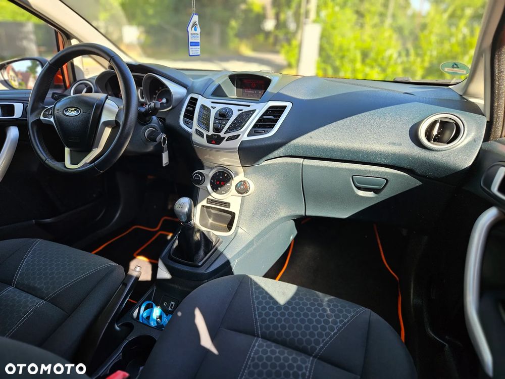 Ford Fiesta 1.25 Titanium EU5 - 7