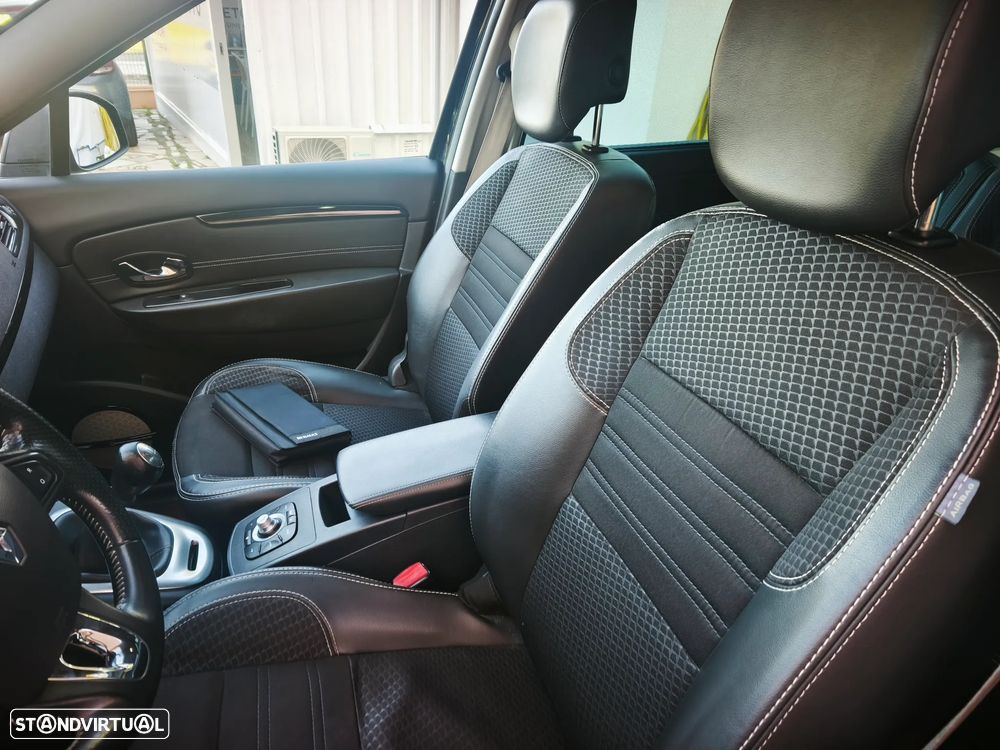Renault Scénic Energy dCi 110 S&S Bose Edition - 24