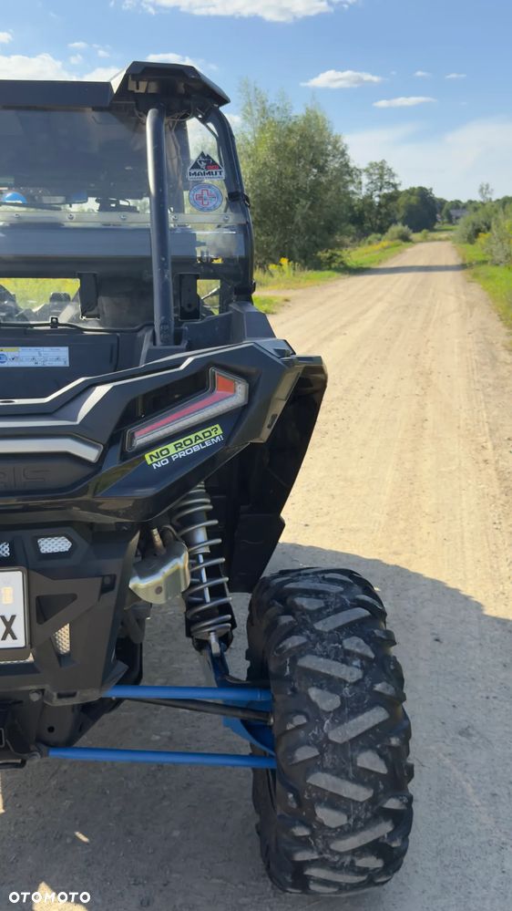 Polaris RZR - 31