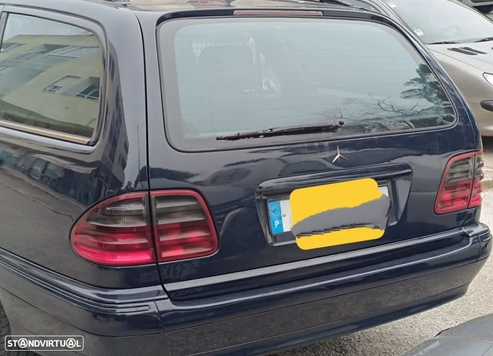 Mercedes-Benz E 220 CDI Avantgarde - 3