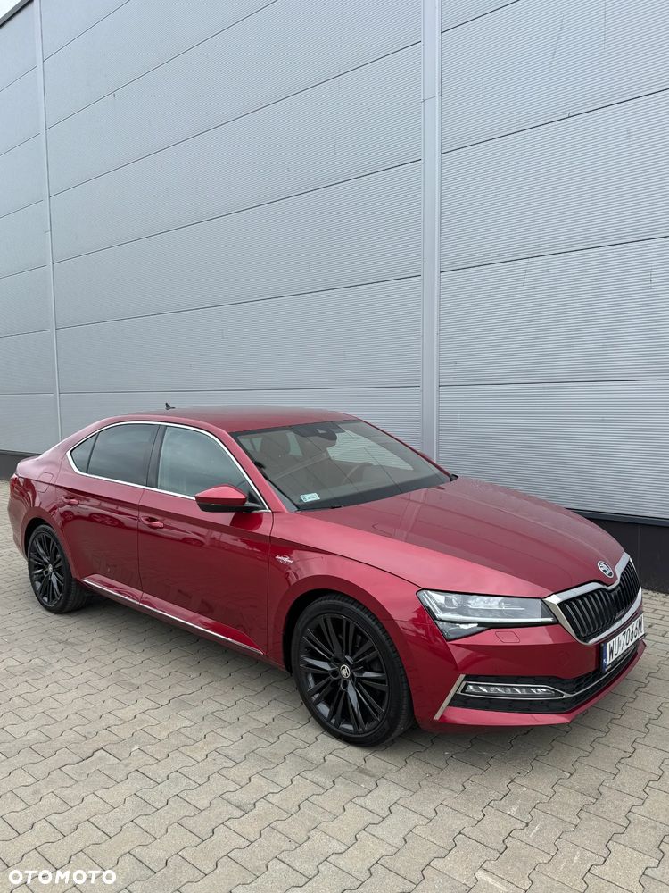 Skoda Superb 2.0 TDI SCR 4x4 L&K DSG - 9