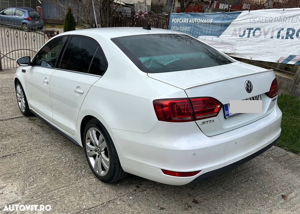 Volkswagen Jetta - 31