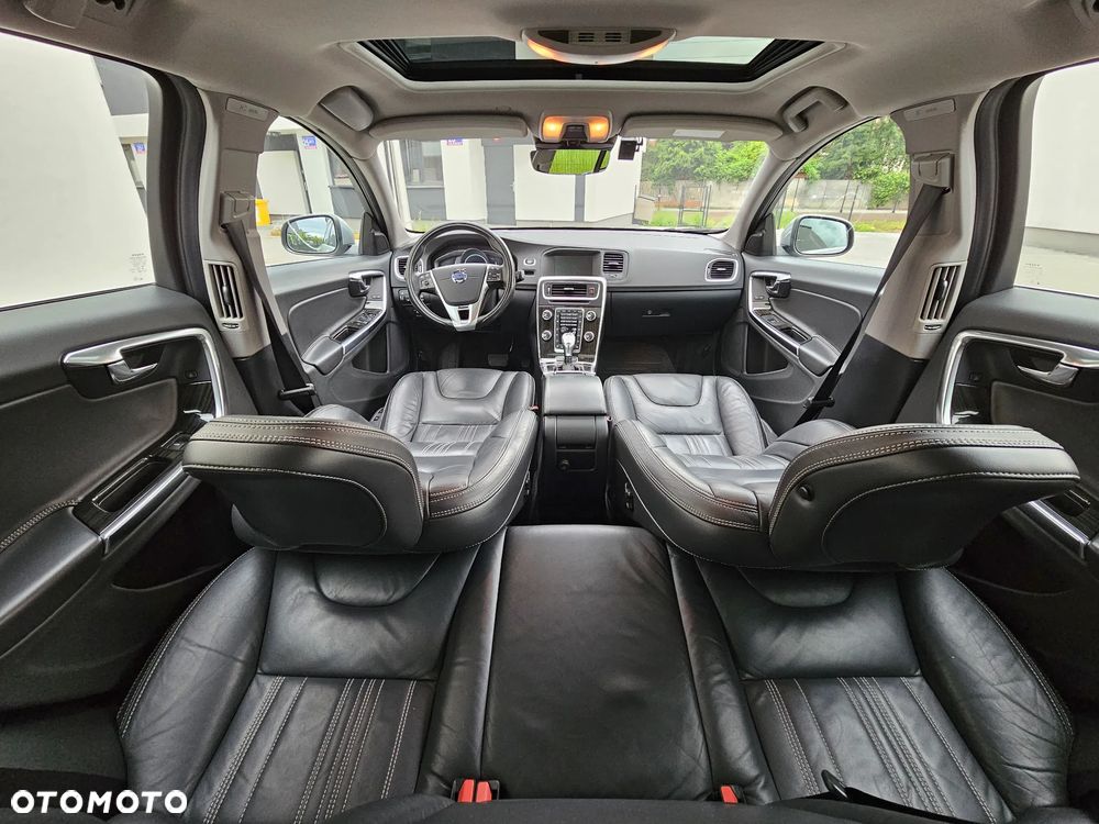 Volvo V60 - 13
