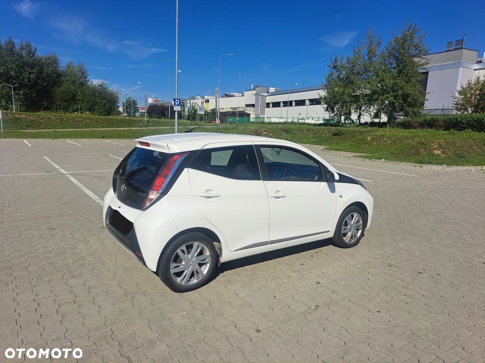 Toyota Aygo 1.0 VVT-i Sprint EU6 - 4