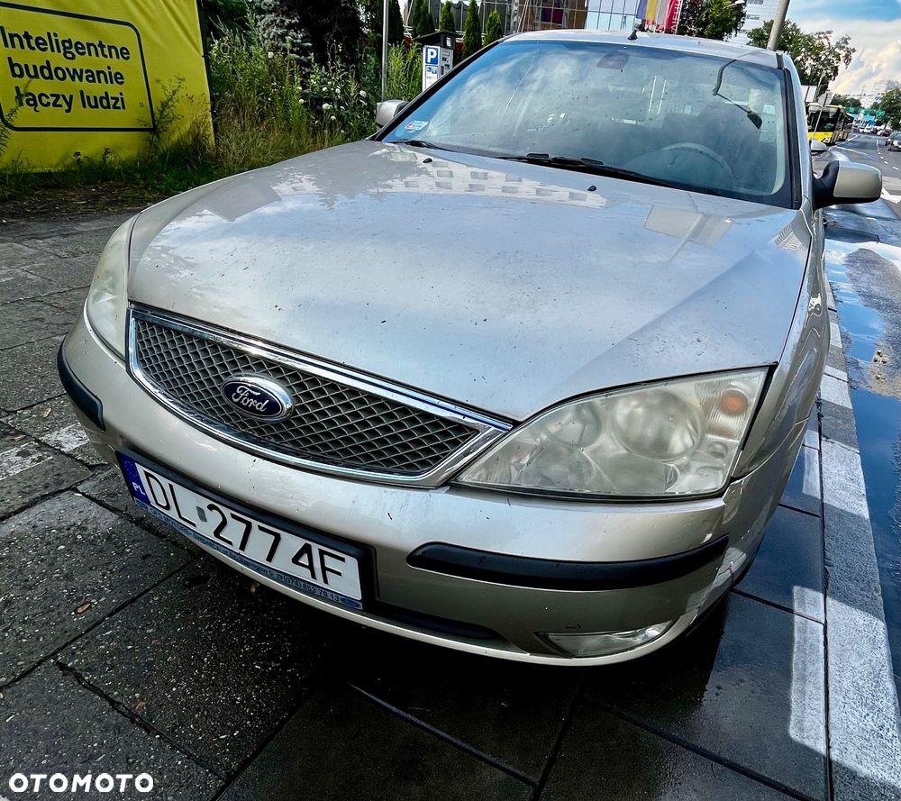 Ford Mondeo 1.8 X - 8