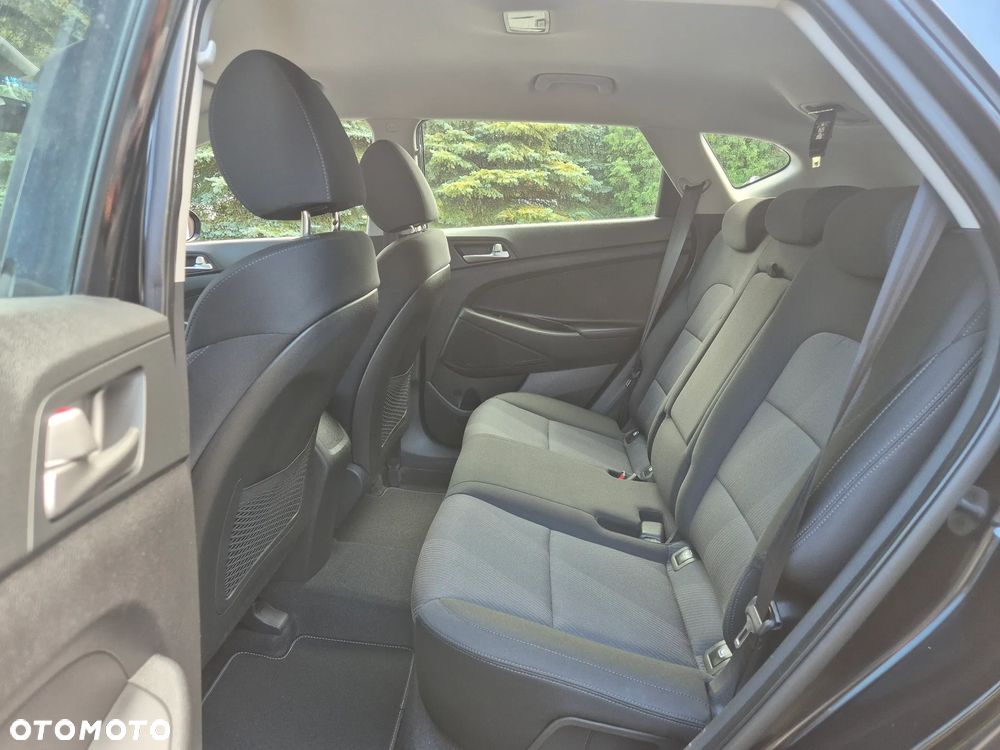 Hyundai Tucson 1.6 GDi 2WD Pure - 27