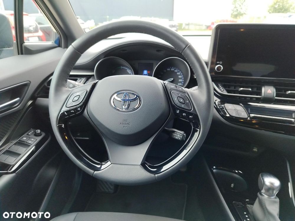 Toyota C-HR - 11