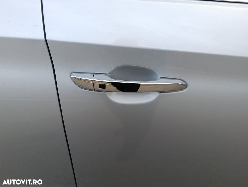 Hyundai Tucson blue 1.7 CRDi 2WD Style - 14