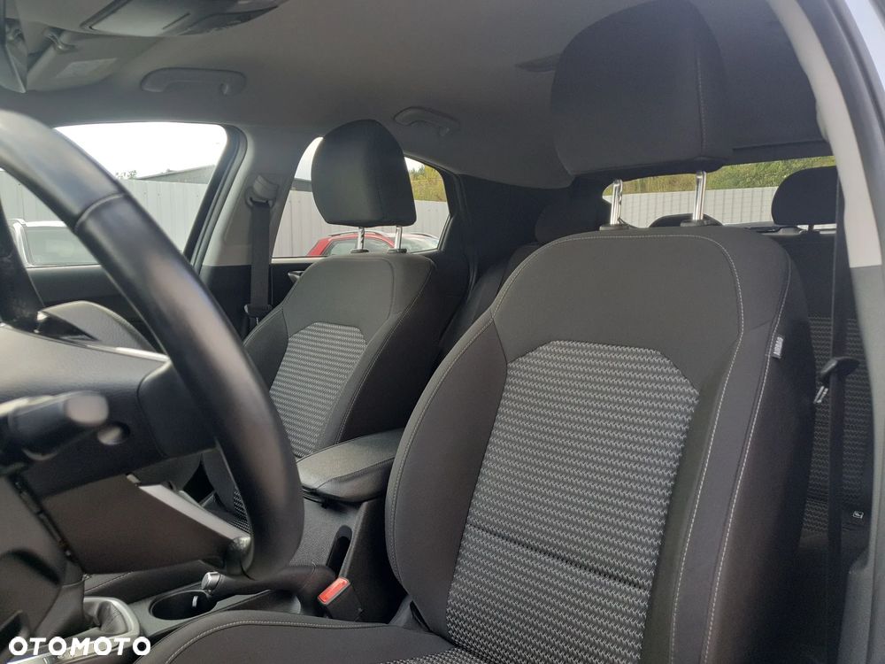 Kia XCeed 1.5 T-GDI M - 12