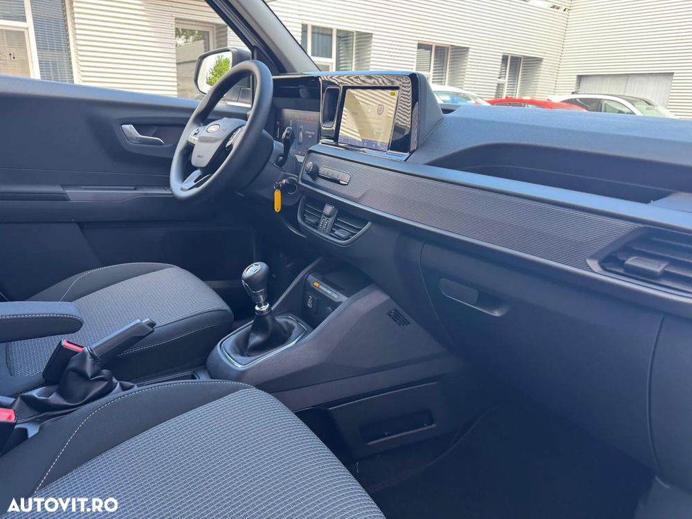 Ford Courier - 11