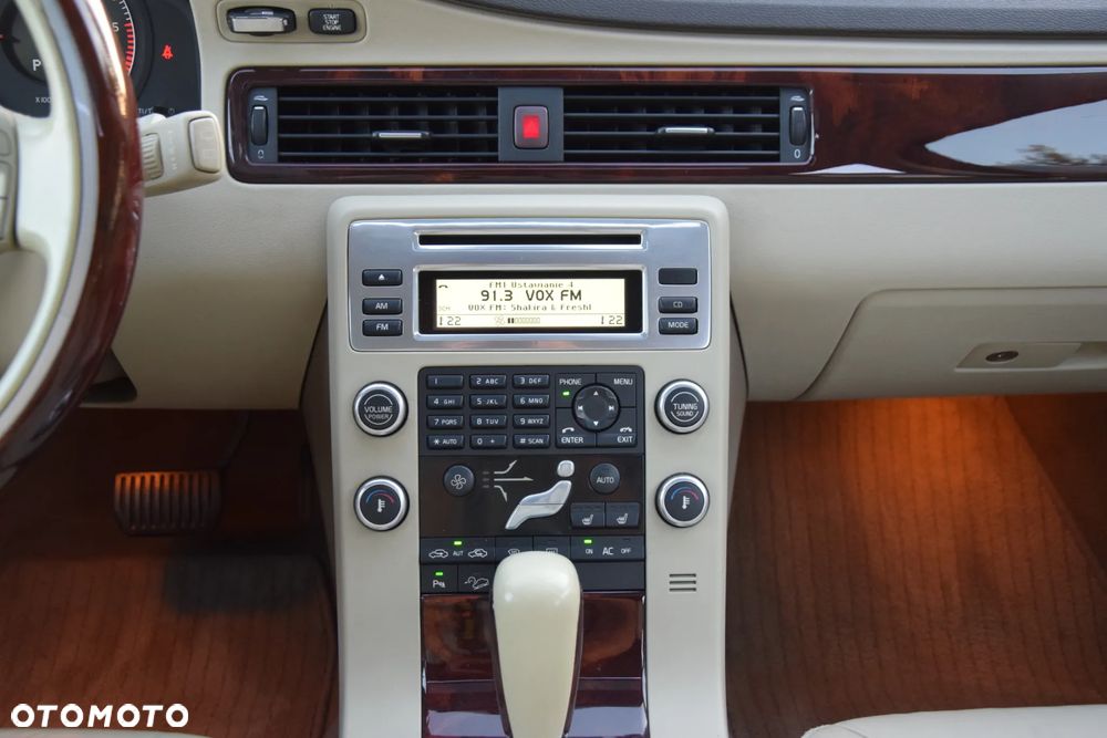 Volvo XC 70 D5 AWD Summum - 36