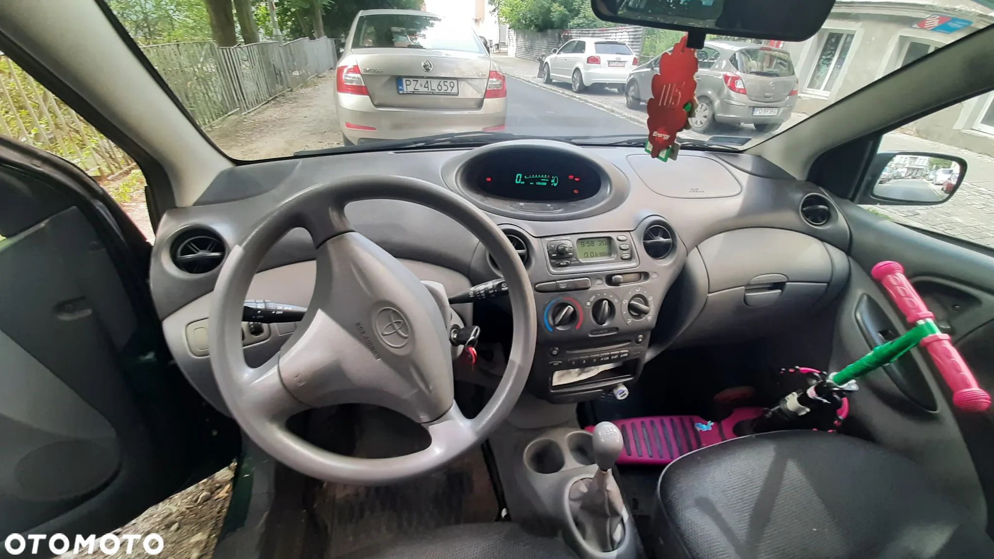 Toyota Yaris 1.3 - 1