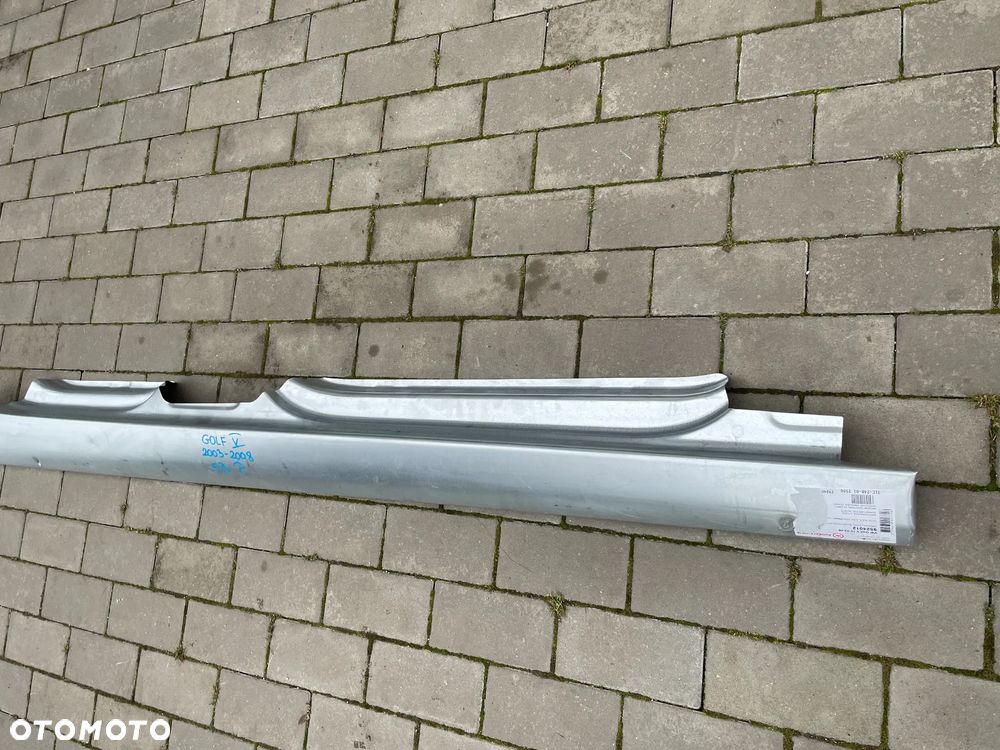 PRÓG PRAWY, REPERATURKA VW GOLF V  2003-2008 - NOWY 5D - 2