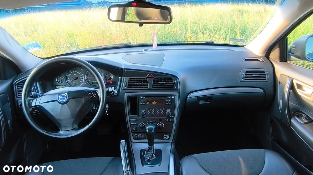 Volvo XC 70 D5 AWD Kinetic - 17
