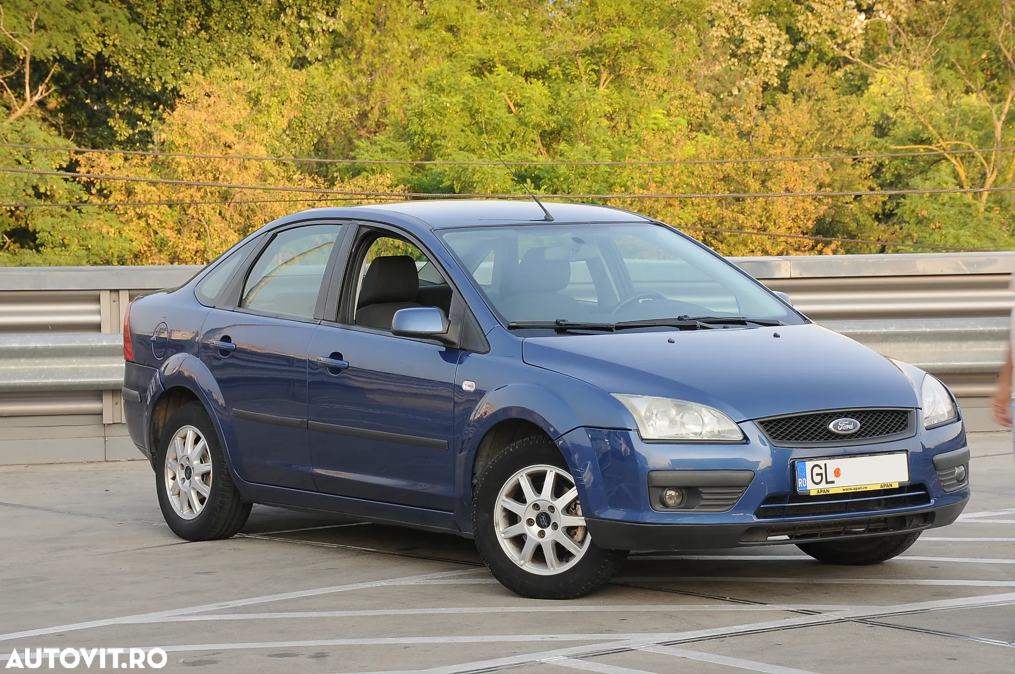 Ford Focus 1.6i Ti-VCT Trend - 2